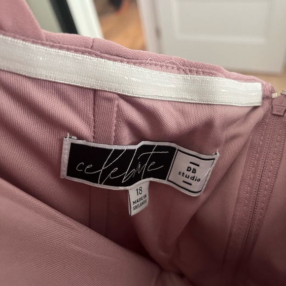 NEW W TAG BRIDESMAID DRESS SIZE 18 - Picture 5 of 6